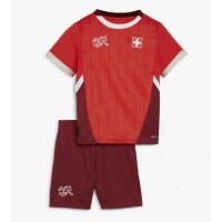 Maglia Calcio Svizzera Prima Divisa Bambino Europei 2024 Manica Corta (+ pantaloncini)